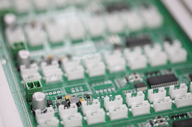 靜電在smt貼片加工中存在的危害有哪些？靜電在SMT加工中的危害