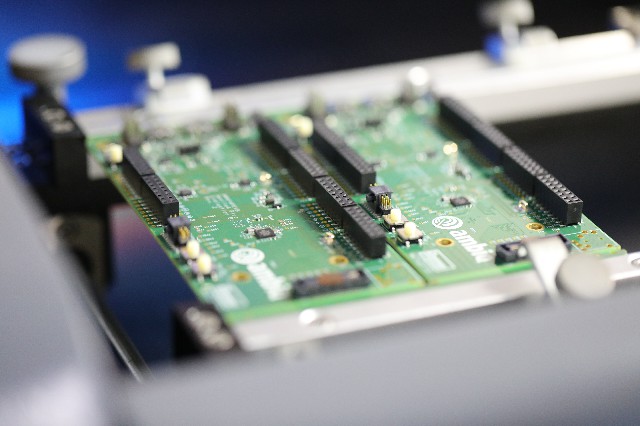 PCB制板與PCBA制板有什么區(qū)別?PCB制板與PCBA制板的區(qū)別及應(yīng)用